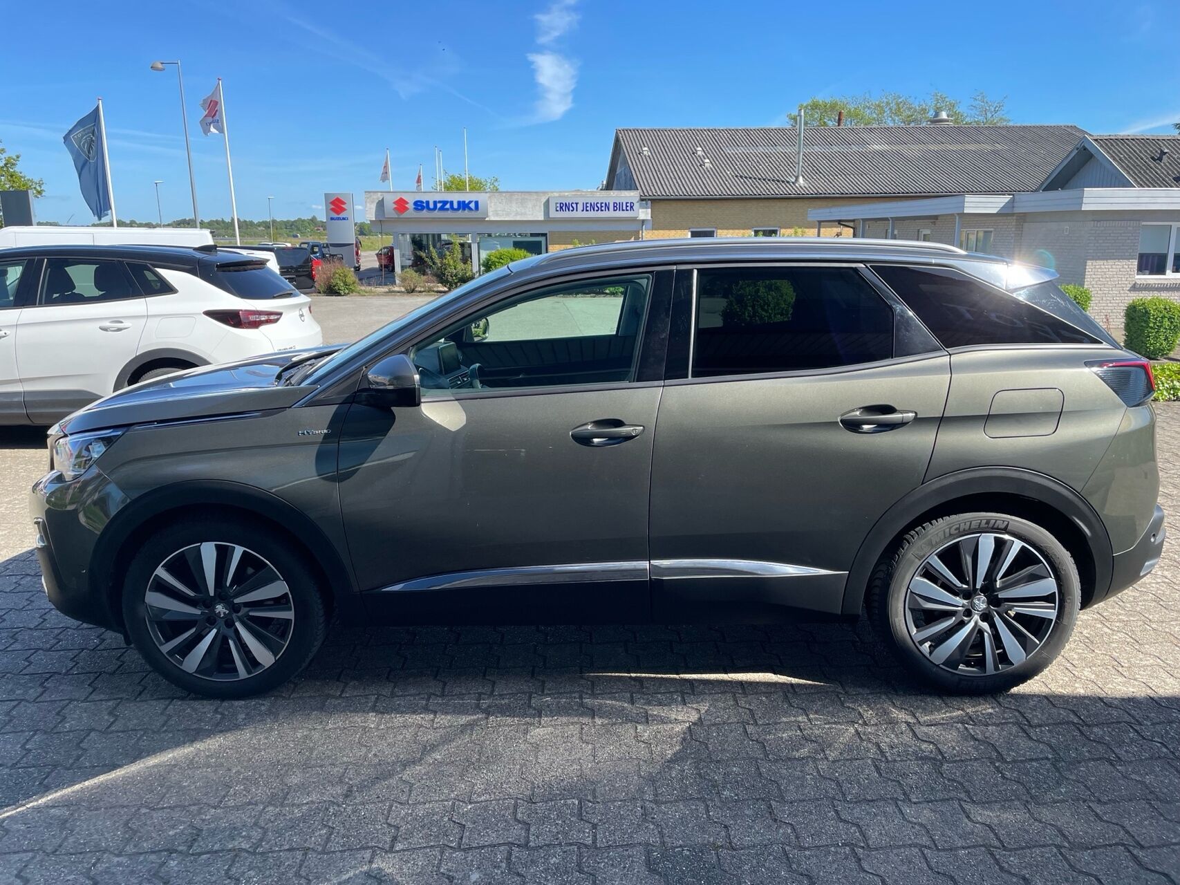 Billede af Peugeot 3008 1,6 PureTech  Plugin-hybrid Allure LTD EAT8 225HK 5d 8g Aut.