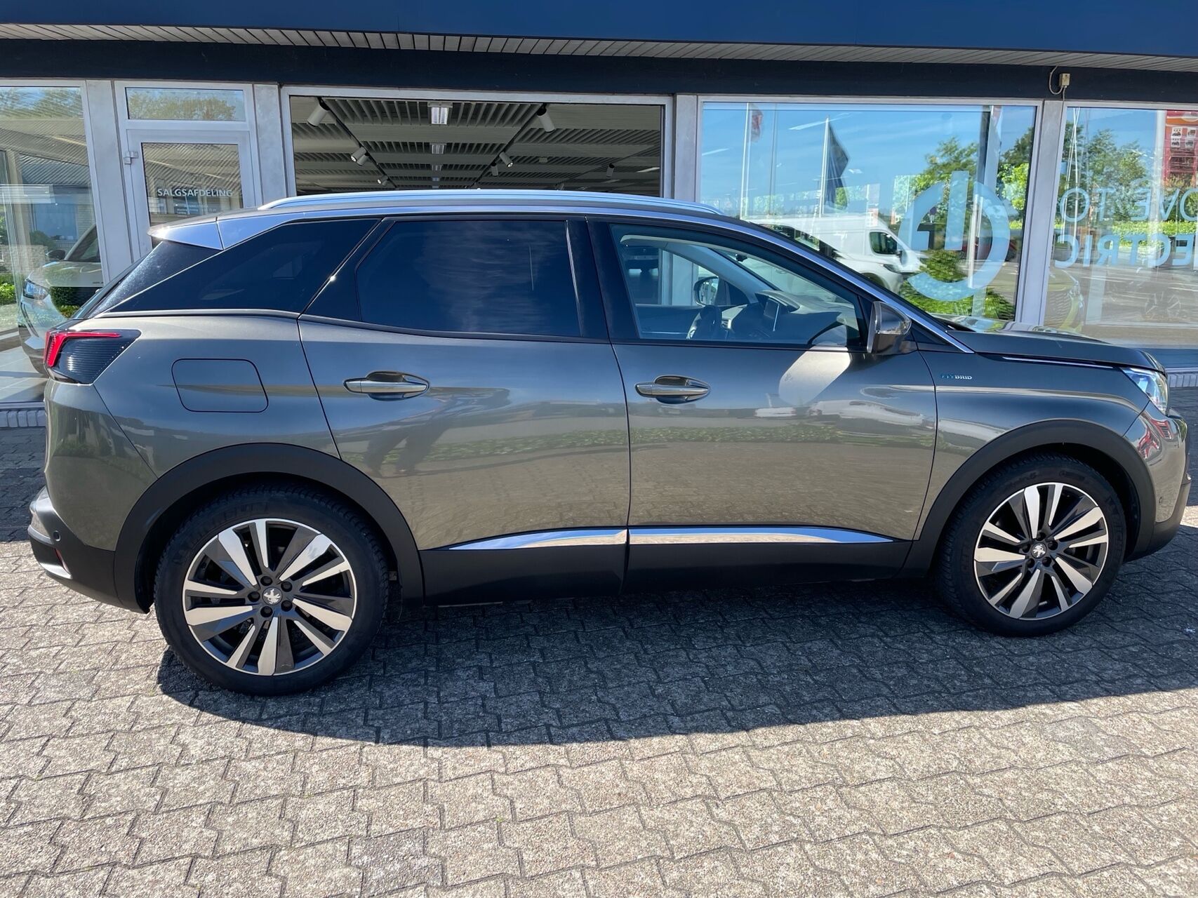 Billede af Peugeot 3008 1,6 PureTech  Plugin-hybrid Allure LTD EAT8 225HK 5d 8g Aut.