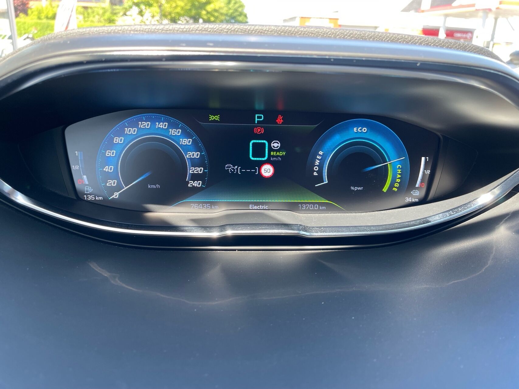 Billede af Peugeot 3008 1,6 PureTech  Plugin-hybrid Allure LTD EAT8 225HK 5d 8g Aut.