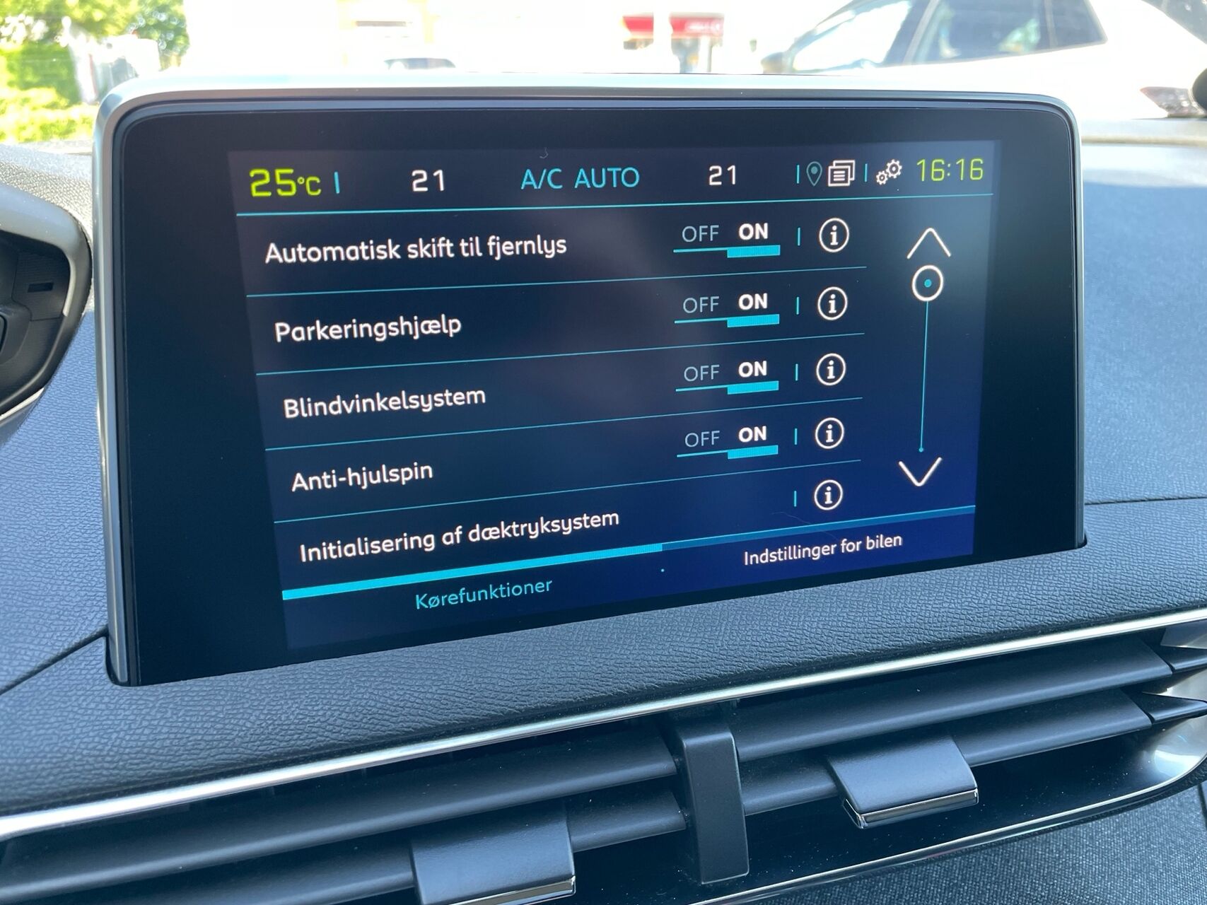 Billede af Peugeot 3008 1,6 PureTech  Plugin-hybrid Allure LTD EAT8 225HK 5d 8g Aut.