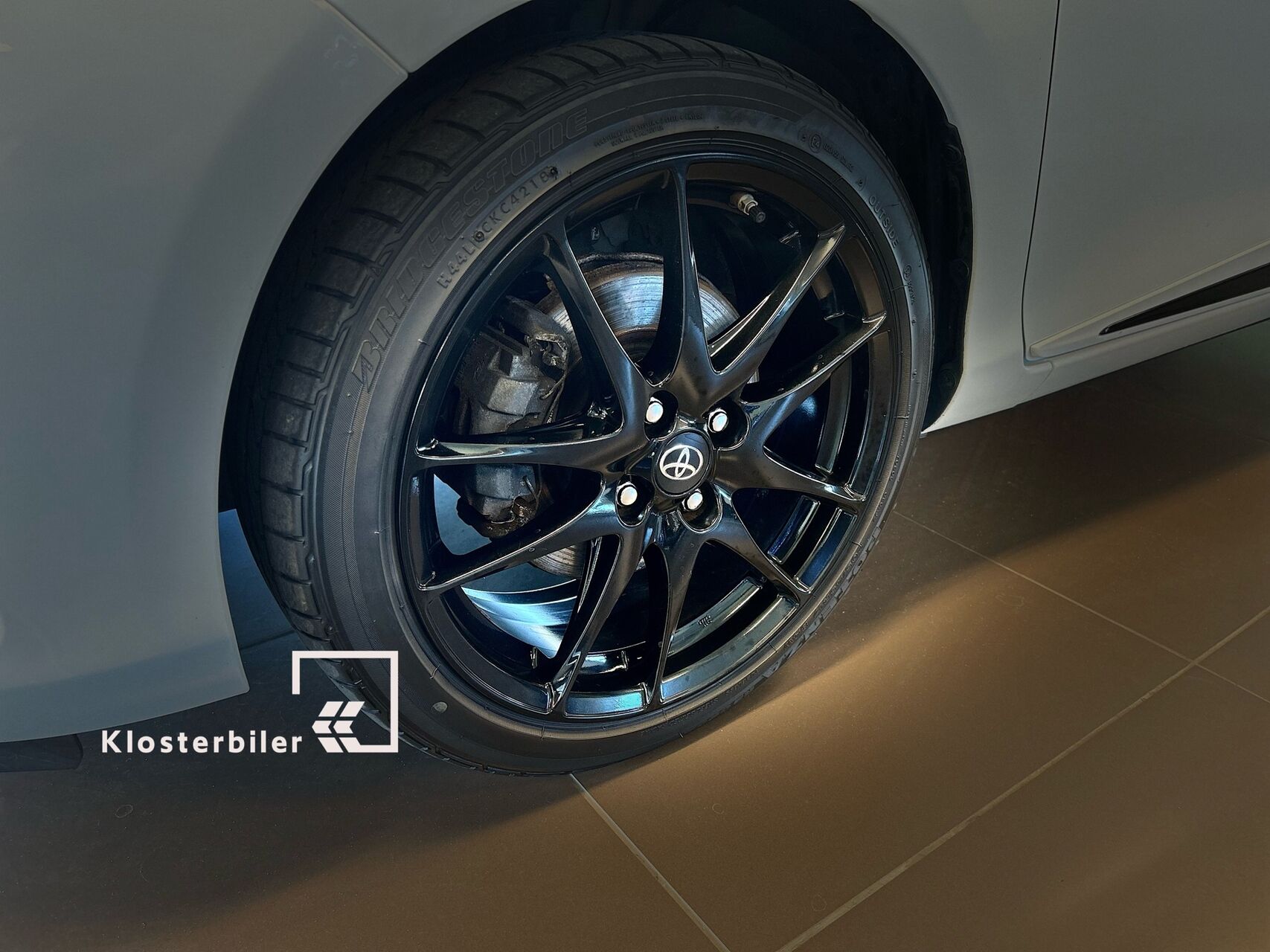 Billede af Toyota Yaris 1,5 Hybrid H3 GR Sport E-CVT 100HK 5d Trinl. Gear