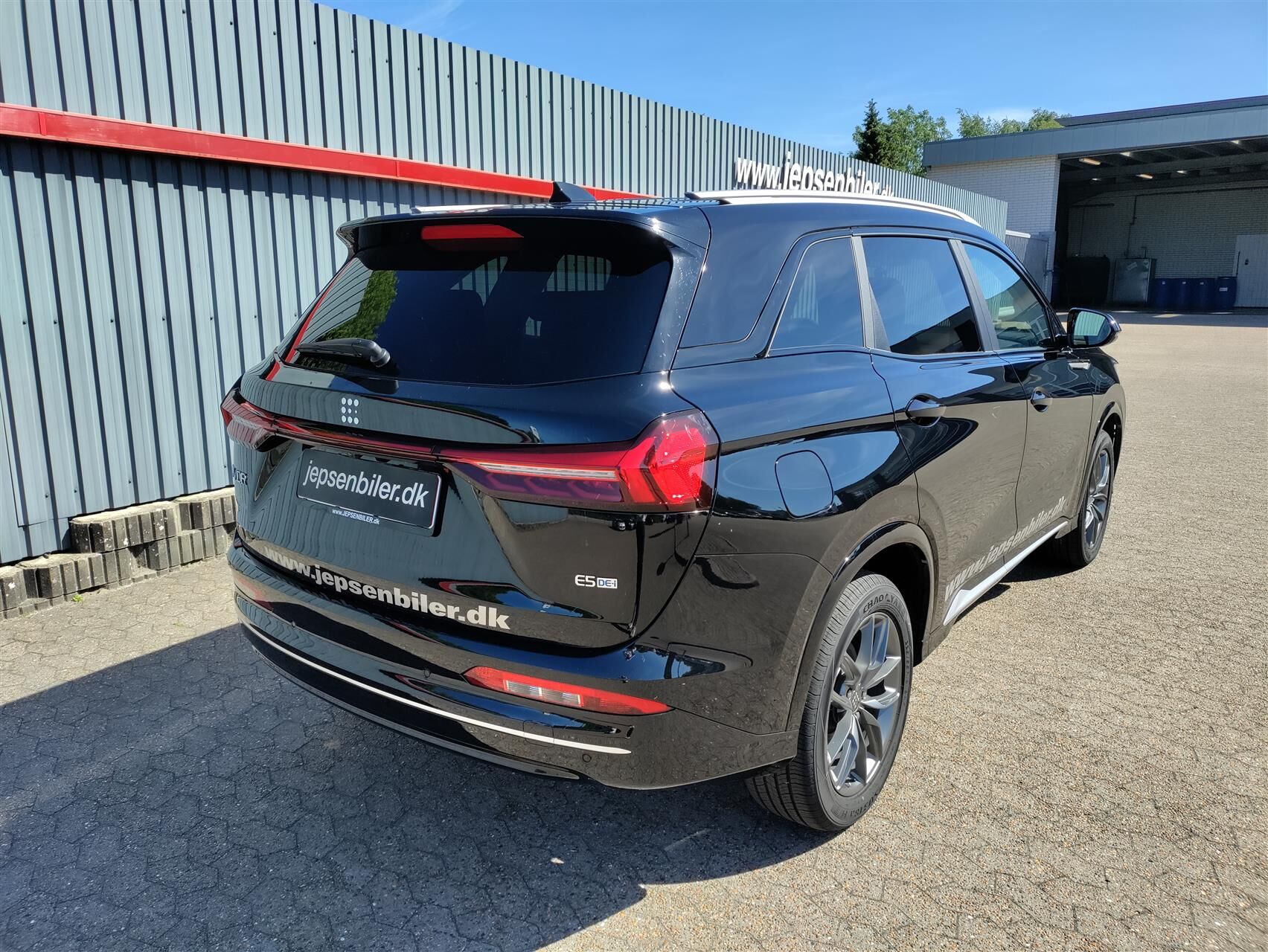 Billede af Navor E5 1,5 Plugin-hybrid Rock E-CVT 218HK 5d Aut.