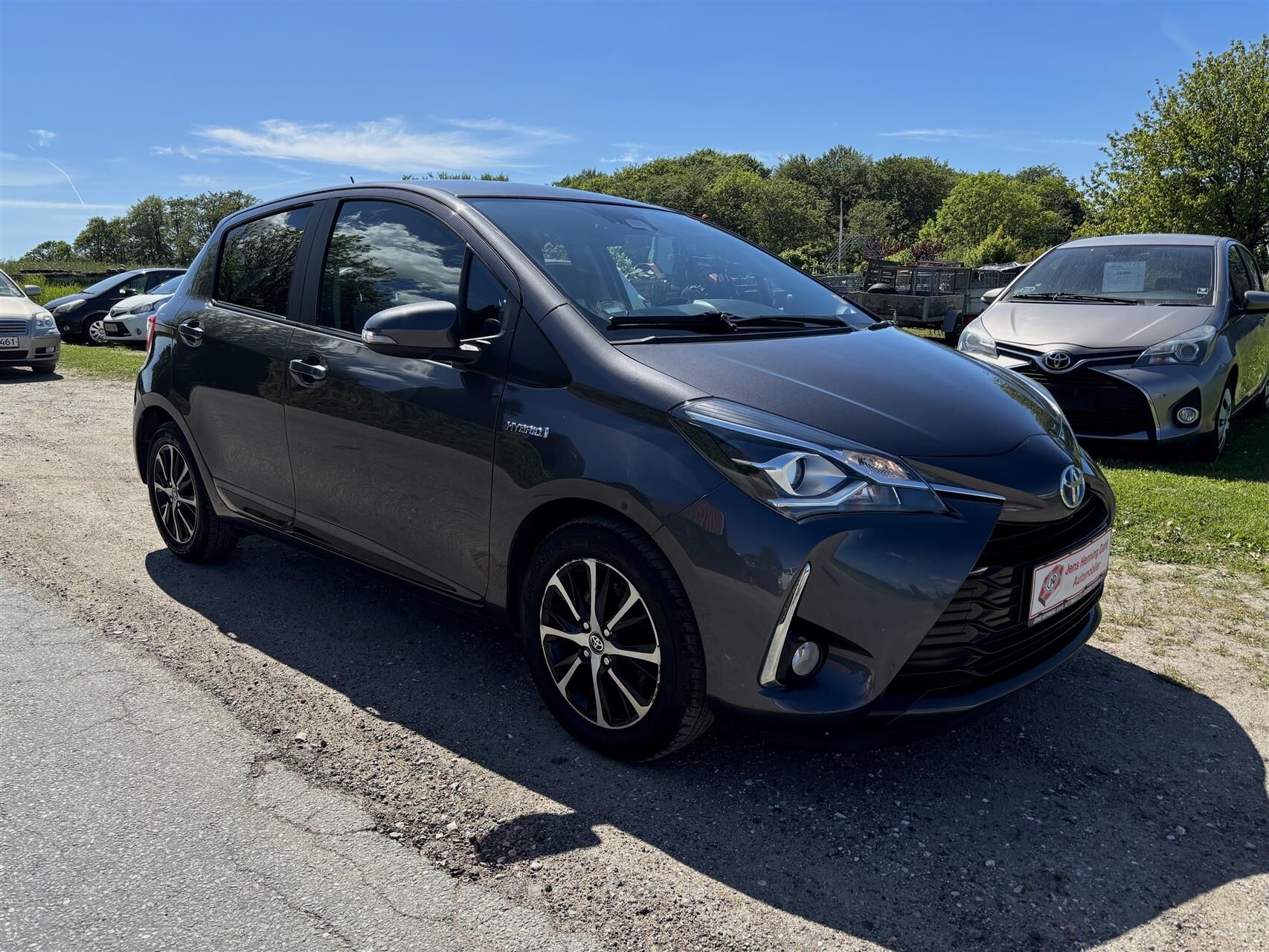 Billede af Toyota Yaris 1,5 Hybrid H2 Premium E-CVT 100HK 5d Trinl. Gear