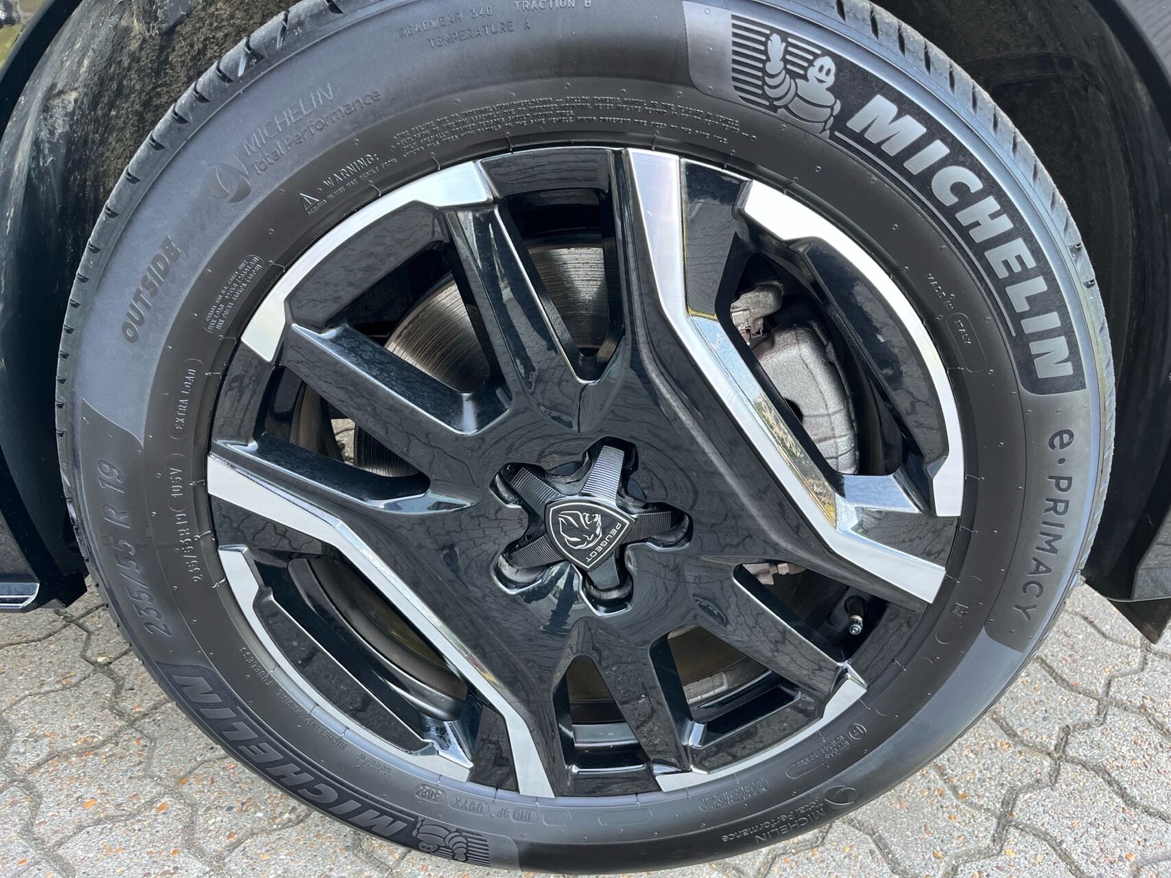 Billede af Peugeot e-3008 EL GT 210HK 5d Aut.