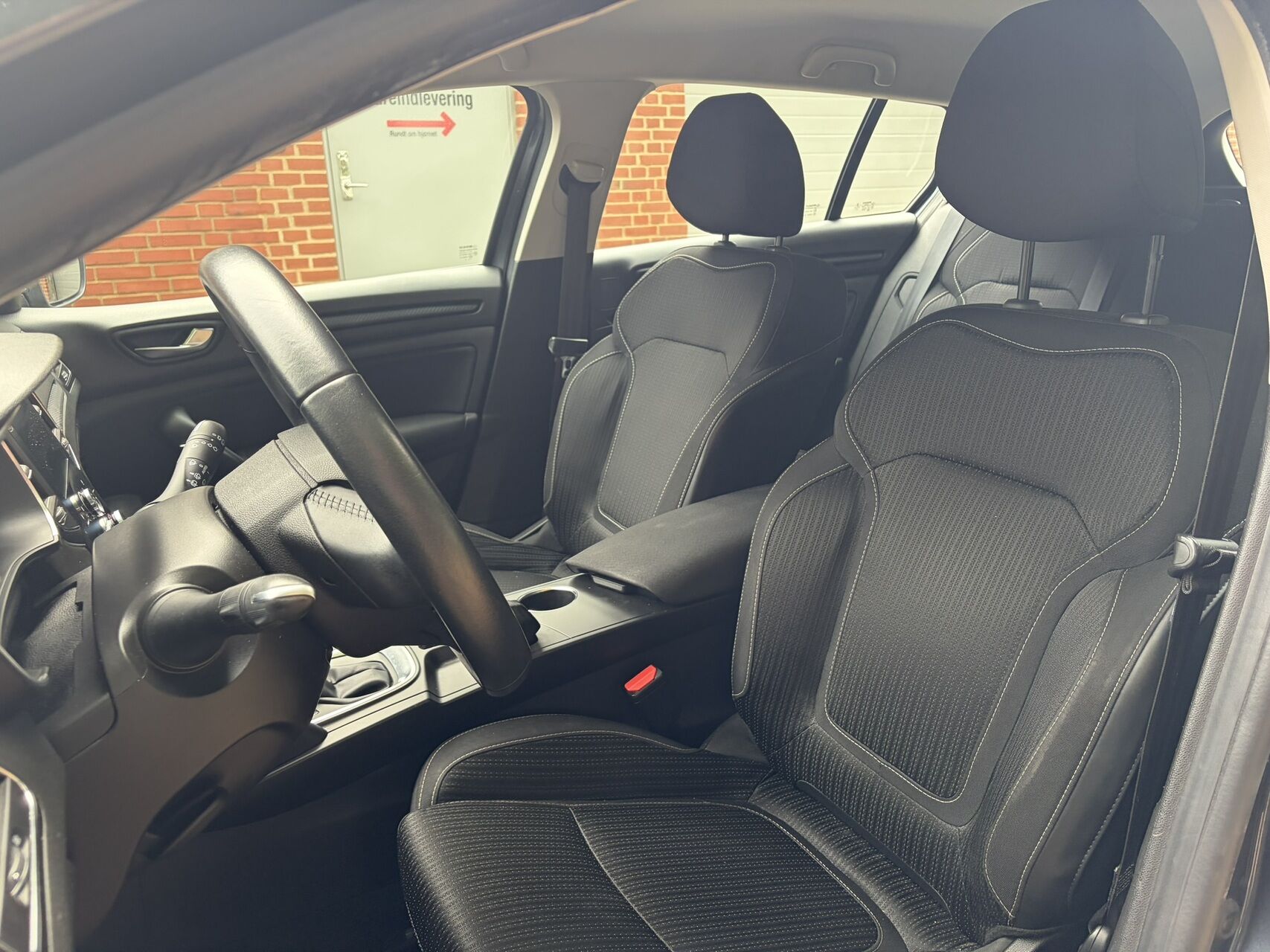 Billede af Renault Mégane Sport Tourer 1,5 Blue DCi Zen EDC 115HK Stc 7g Aut.