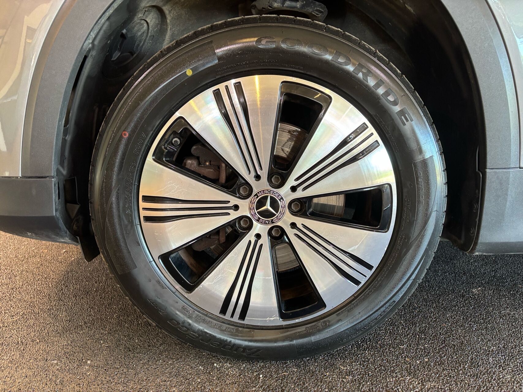Billede af Mercedes-Benz EQB 250 EL 190HK 5d Aut.