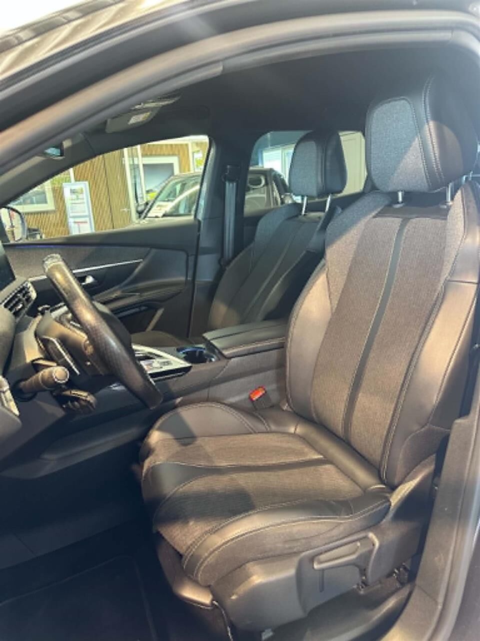 Billede af Peugeot 3008 1,6 PureTech GT Line EAT8 180HK 5d 8g Aut.