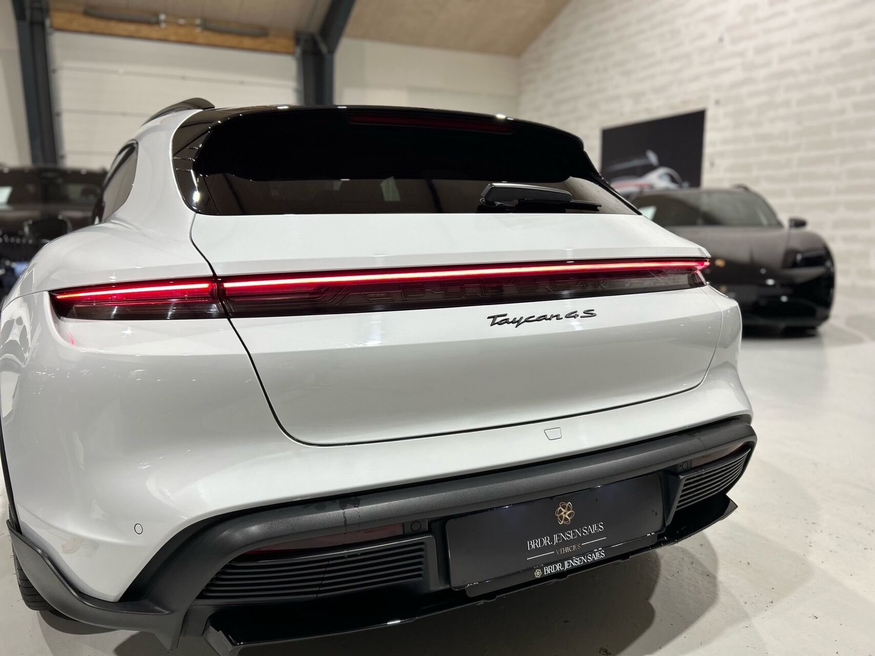 Billede af Porsche Taycan 4S Cross Turismo EL 4x4 490HK Stc Aut.