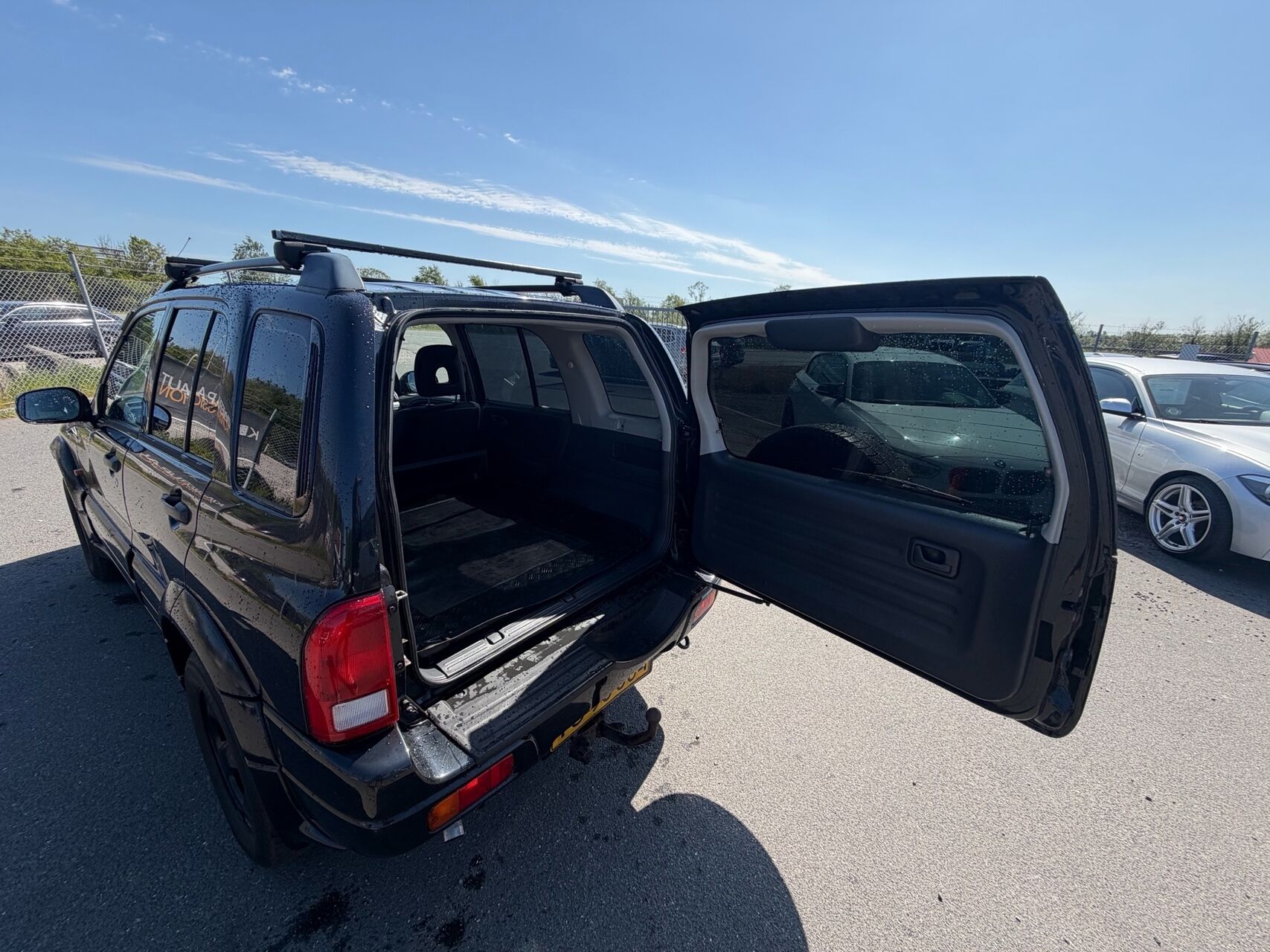 Billede af Suzuki Grand Vitara 2,0 m\ aircondition 4x4 128HK Van