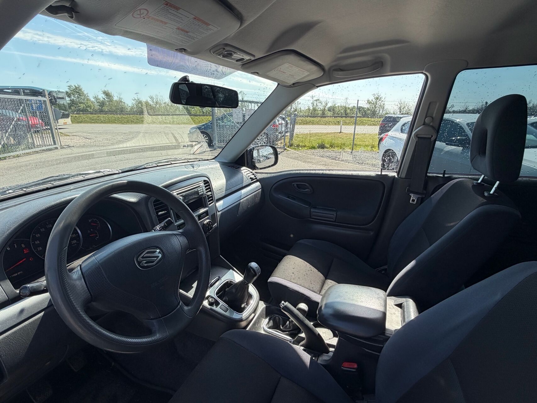 Billede af Suzuki Grand Vitara 2,0 m\ aircondition 4x4 128HK Van