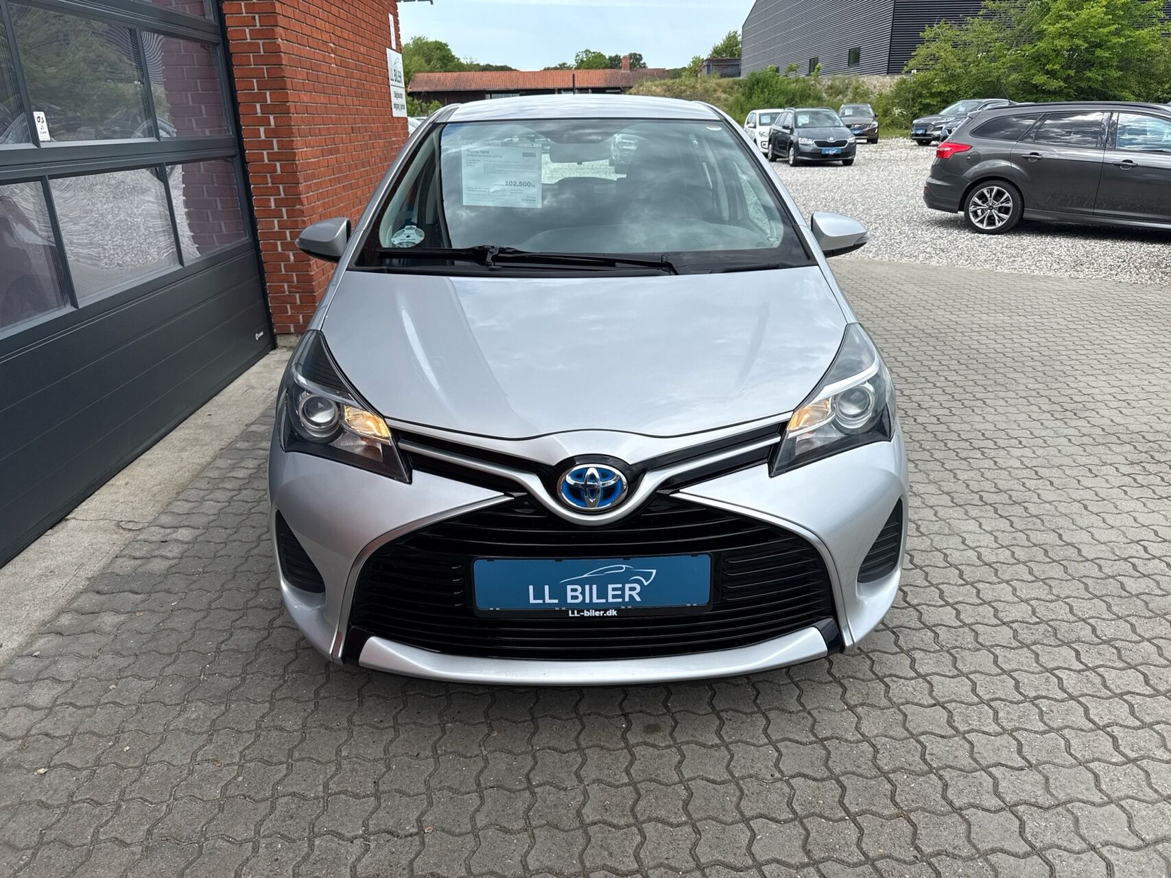 Billede af Toyota Yaris 1,5 Hybrid H2 E-CVT 100HK 5d Trinl. Gear