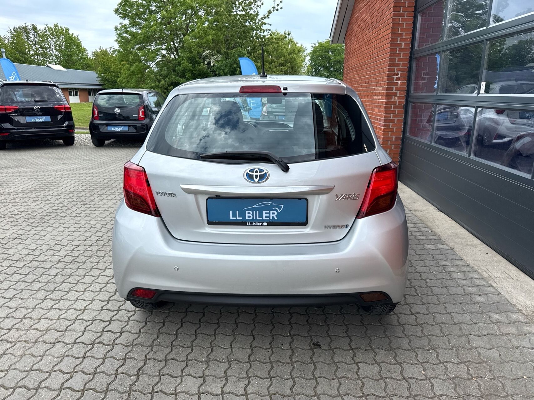 Billede af Toyota Yaris 1,5 Hybrid H2 E-CVT 100HK 5d Trinl. Gear