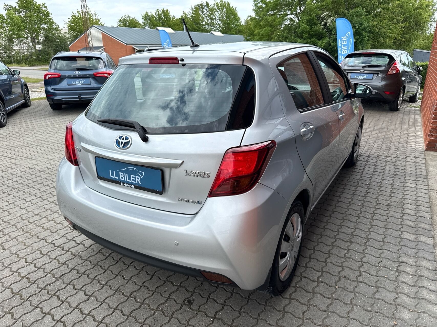 Billede af Toyota Yaris 1,5 Hybrid H2 E-CVT 100HK 5d Trinl. Gear