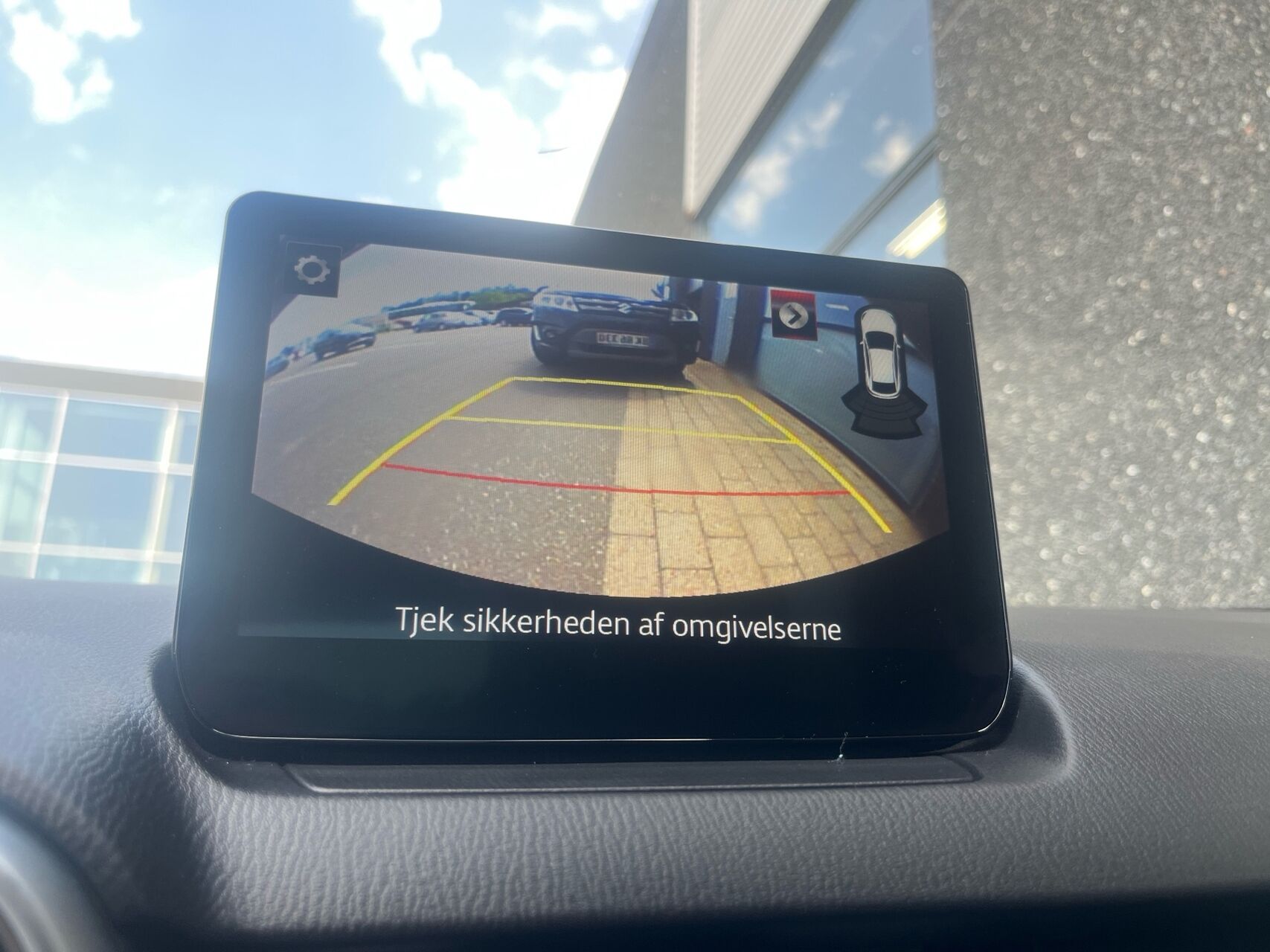 Billede af Mazda 2 1,5 Skyactiv-G Cosmo 90HK 5d 6g Aut.
