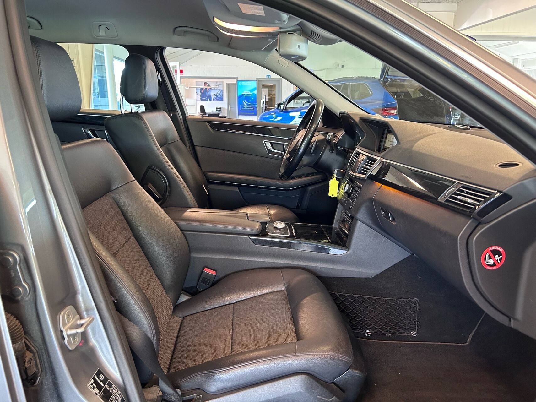Billede af Mercedes-Benz E350 d T 3,0 CDI BlueEfficiency 265HK Stc Aut.
