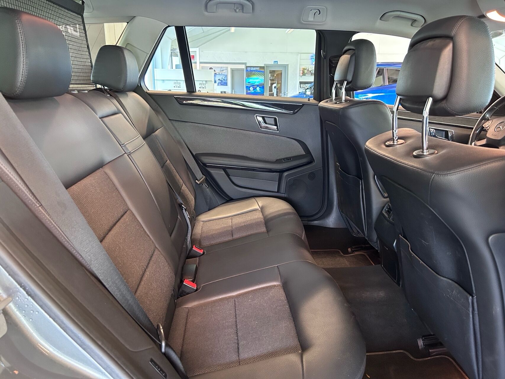 Billede af Mercedes-Benz E350 d T 3,0 CDI BlueEfficiency 265HK Stc Aut.