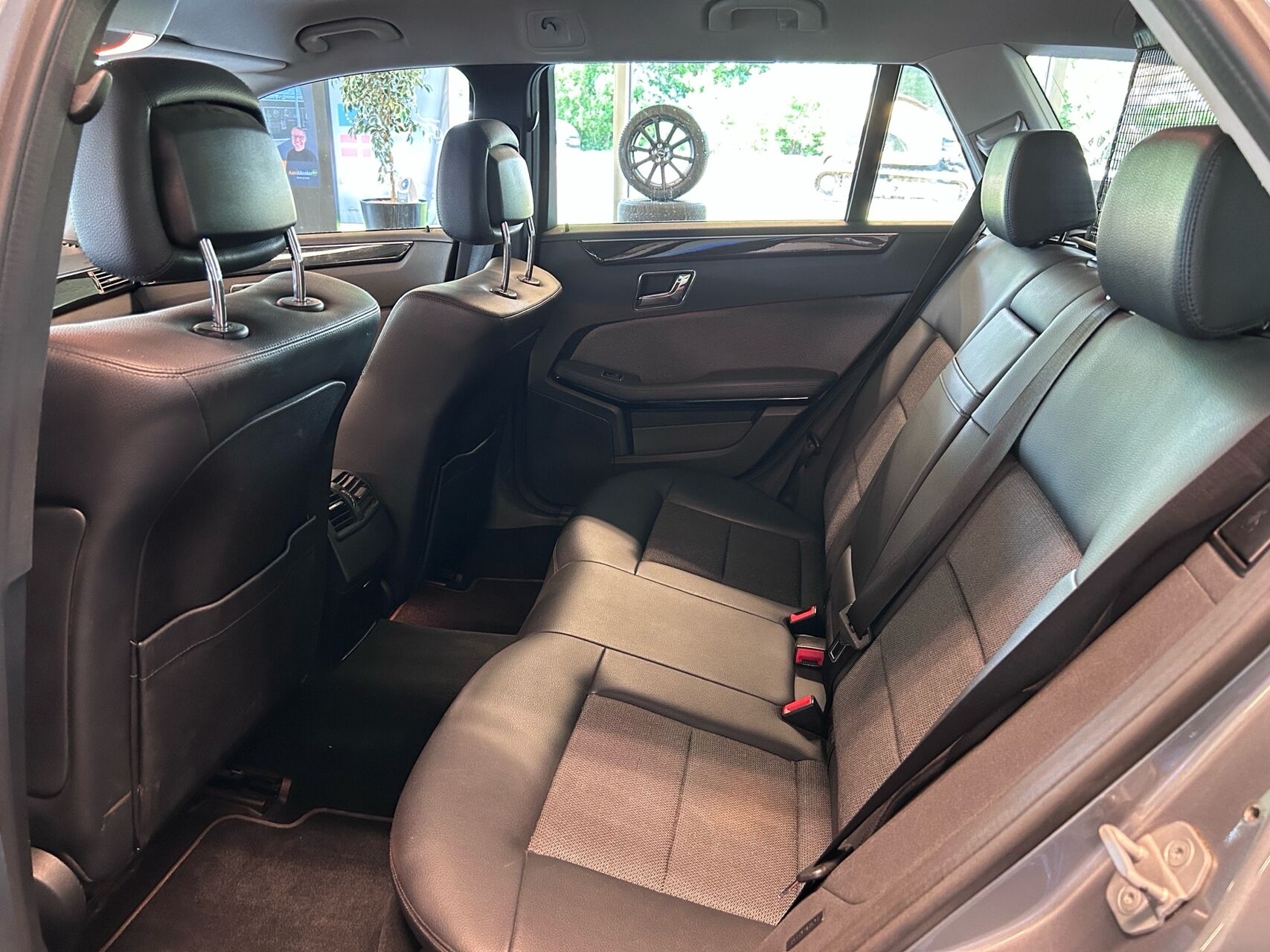 Billede af Mercedes-Benz E350 d T 3,0 CDI BlueEfficiency 265HK Stc Aut.