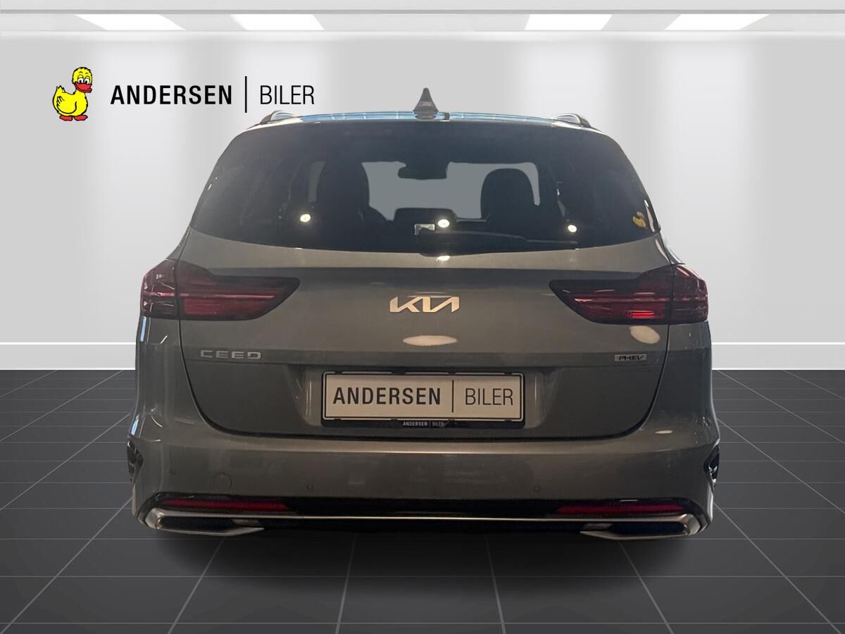 Billede af Kia Ceed SW 1,6 GDI PHEV  Plugin-hybrid Upgrade DCT 141HK Stc 6g Aut.