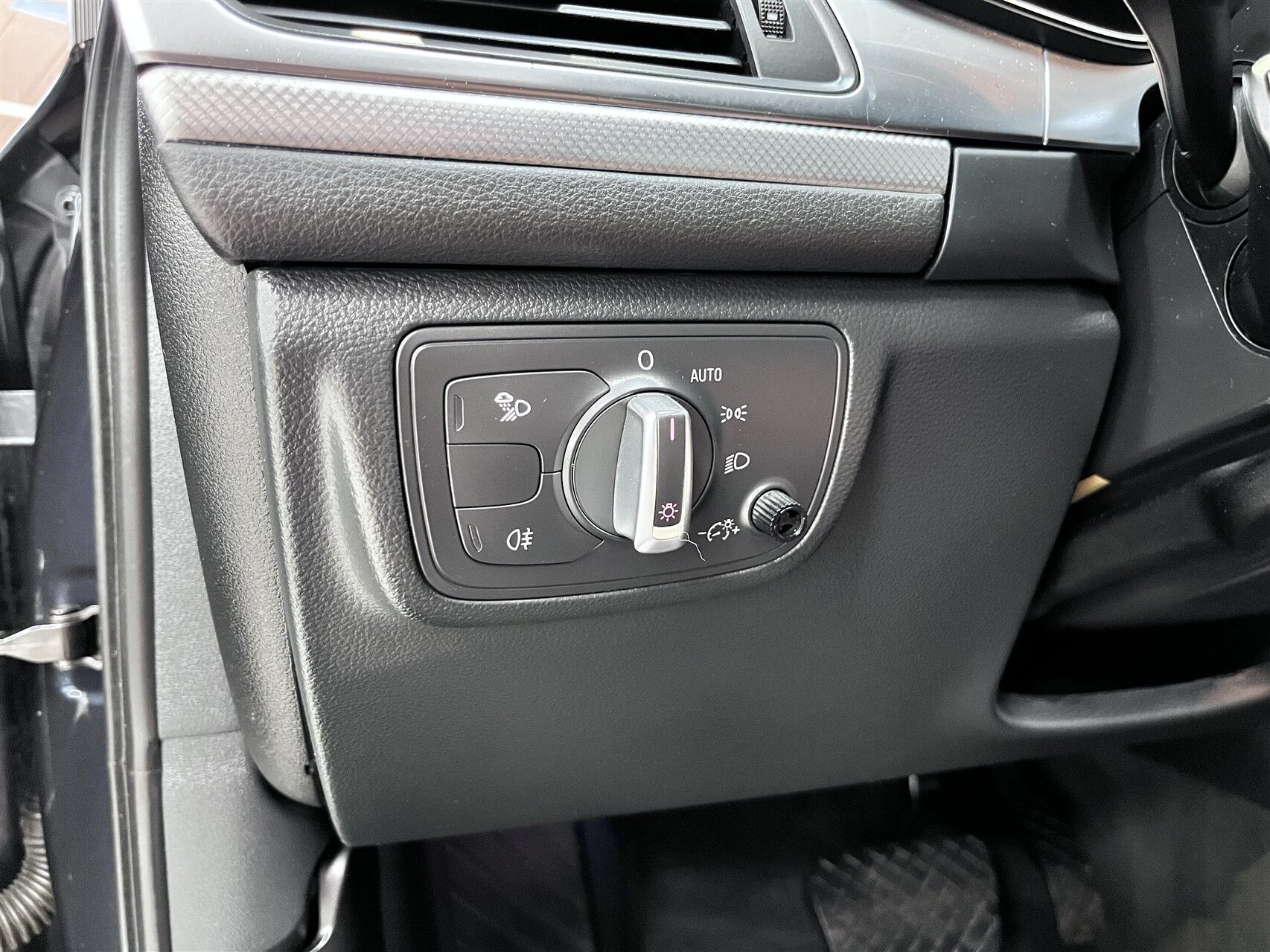 Billede af Audi A6 3,0 TDI Quattro S Tron 204HK 7g Aut.