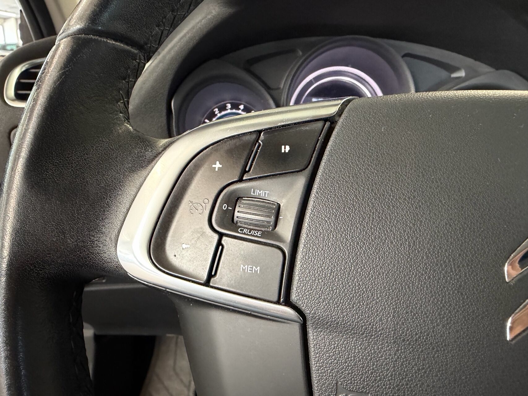 Billede af Citroën C4 1,6 Blue HDi Extra start/stop 100HK 5d