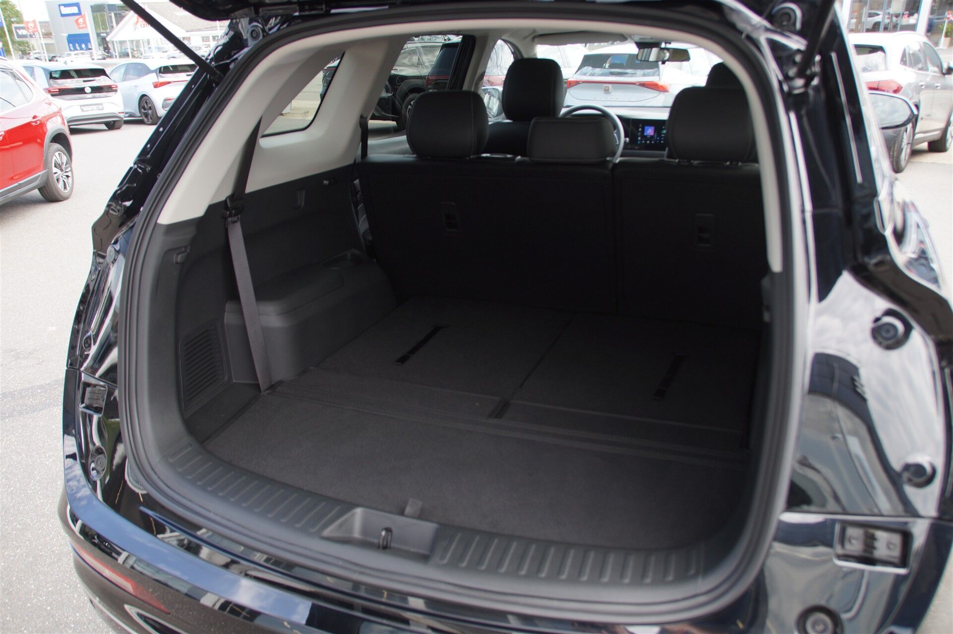 Billede af Navor E5 1,5 Plugin-hybrid Rock E-CVT 218HK 5d Aut.