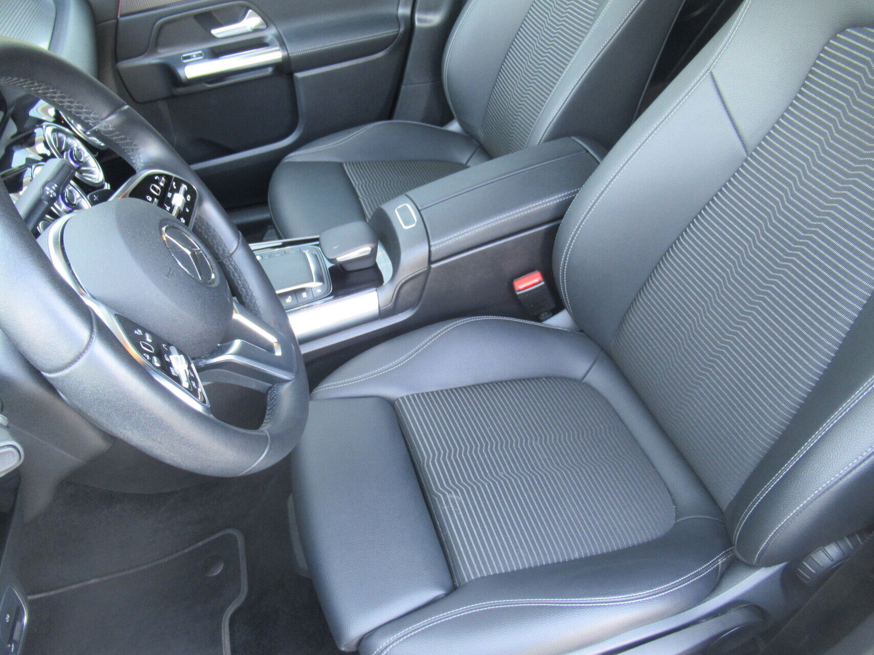 Billede af Mercedes-Benz EQA 250 EL 190HK 5d Aut.