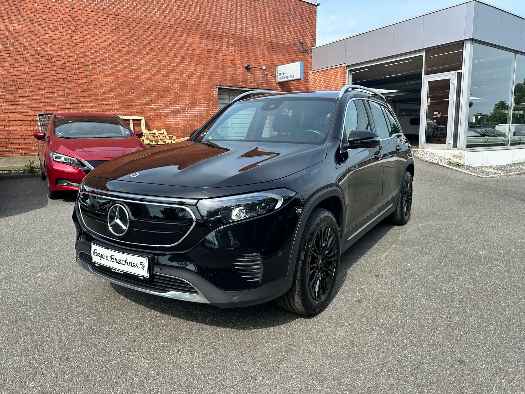 Billede af Mercedes-Benz EQB 300 EL 4Matic 228HK 5d Aut.