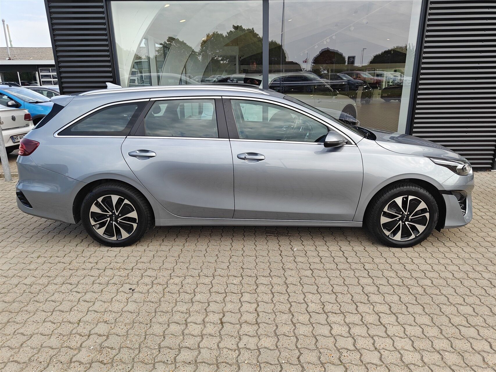 Billede af Kia Ceed SW 1,6 GDI PHEV  Plugin-hybrid Prestige DCT 141HK Stc 6g Aut.