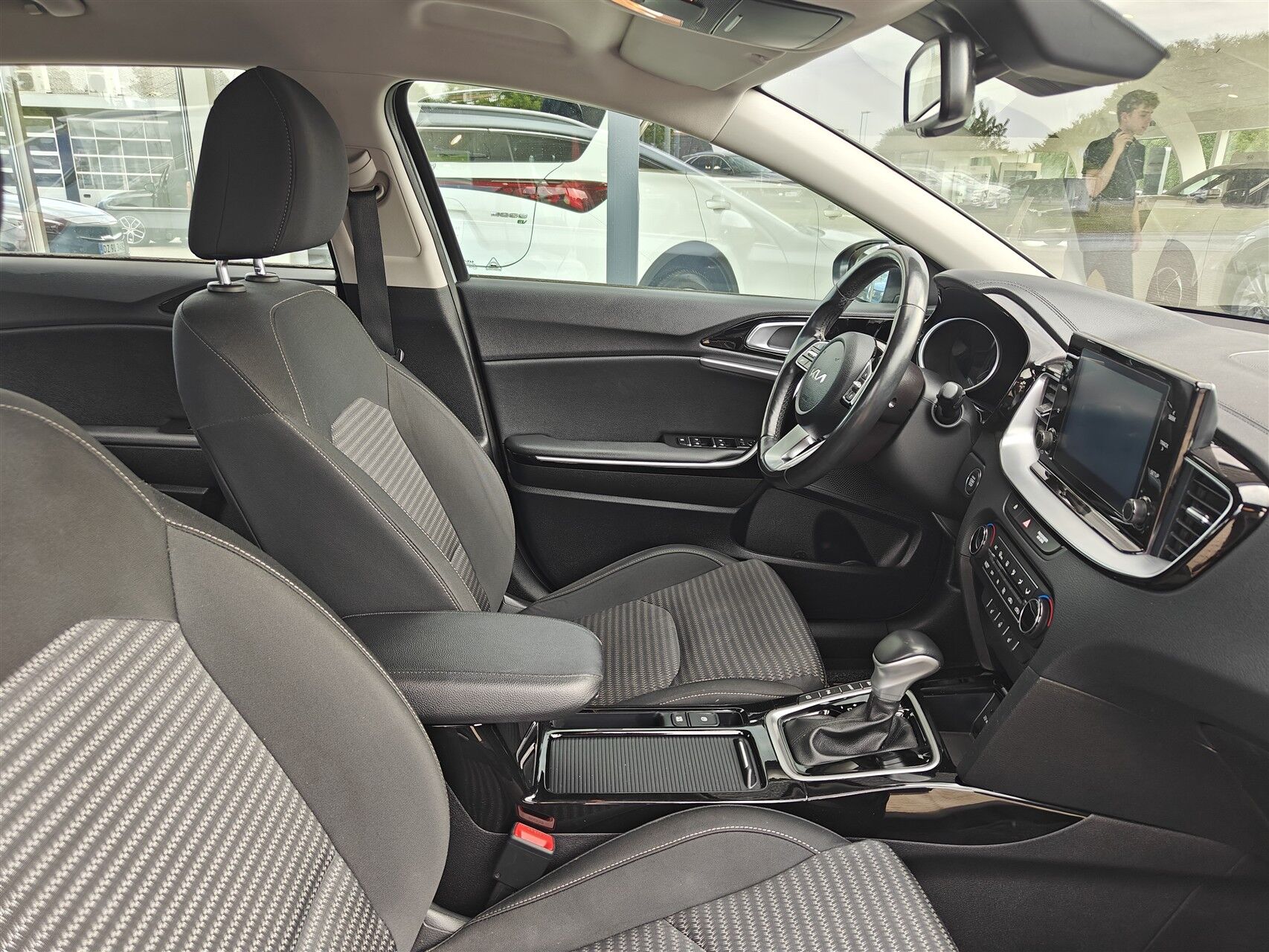 Billede af Kia Ceed SW 1,6 GDI PHEV  Plugin-hybrid Prestige DCT 141HK Stc 6g Aut.