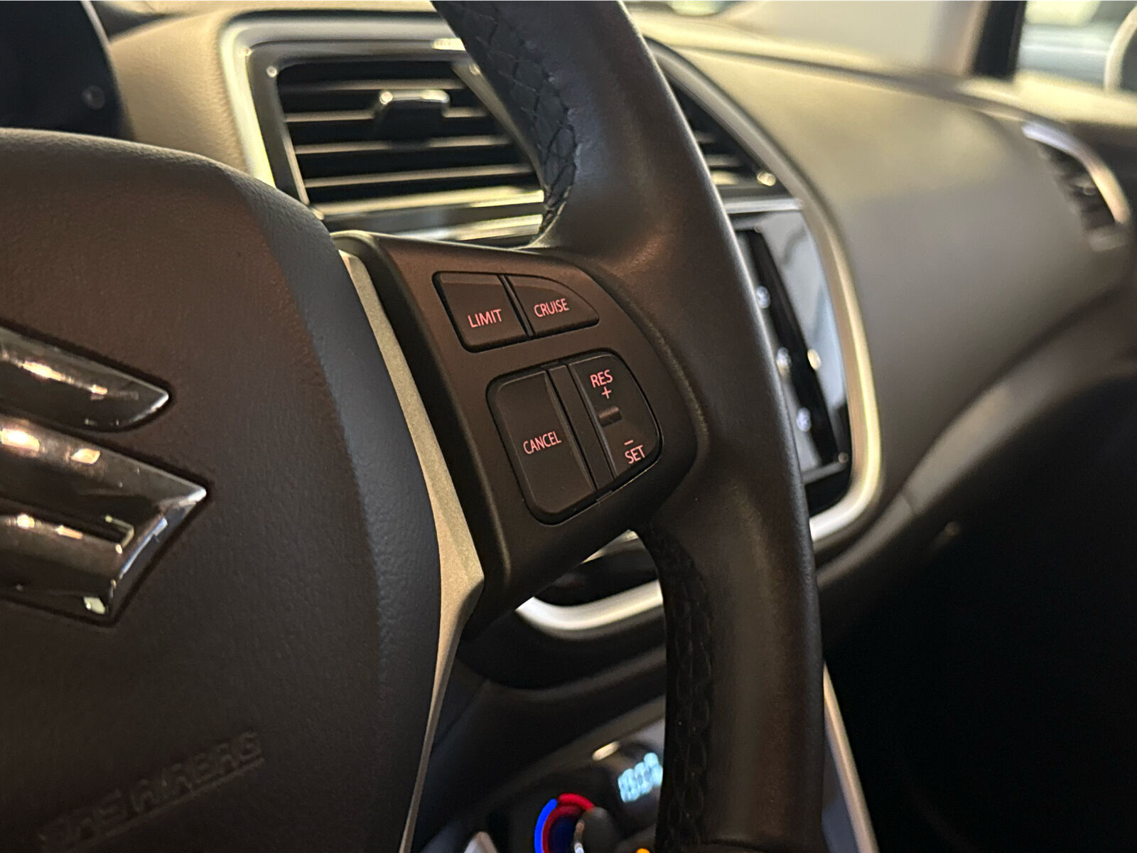Billede af Suzuki S-Cross 1,0 Boosterjet Active Holiday 112HK 5d