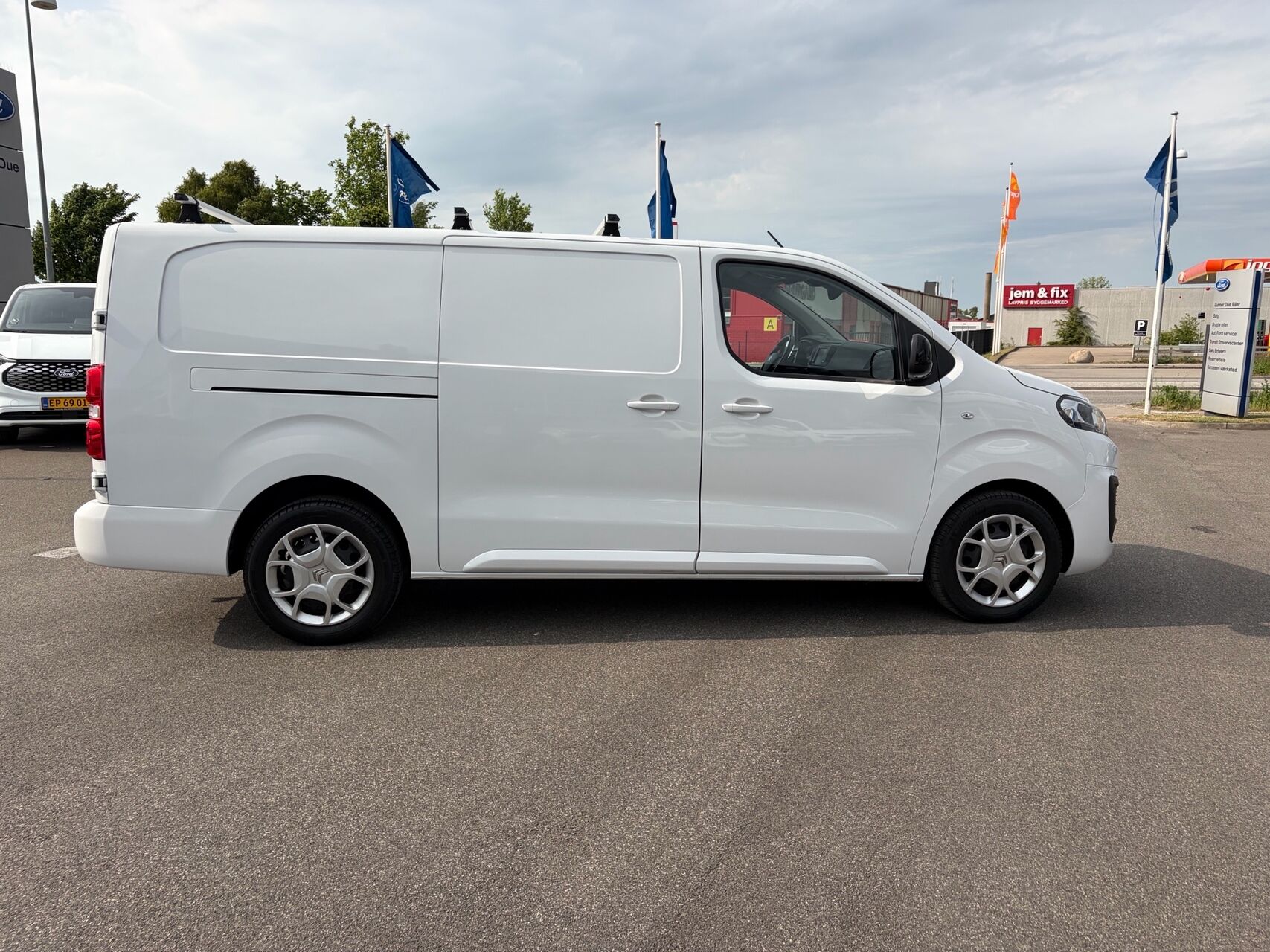 Billede af Citroën Jumpy L3 2,0 Blue HDi Masterline EAT8 145HK Van 8g Aut.
