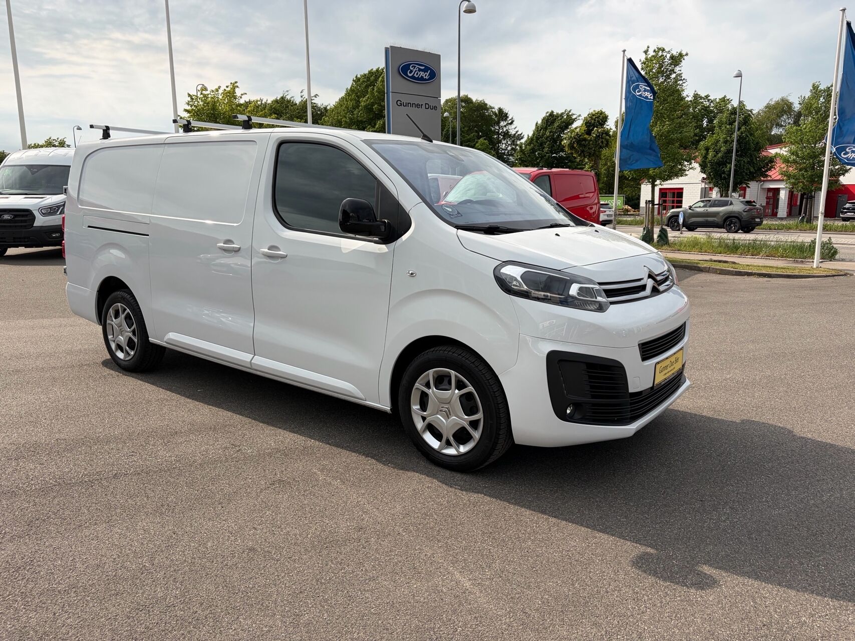 Billede af Citroën Jumpy L3 2,0 Blue HDi Masterline EAT8 145HK Van 8g Aut.
