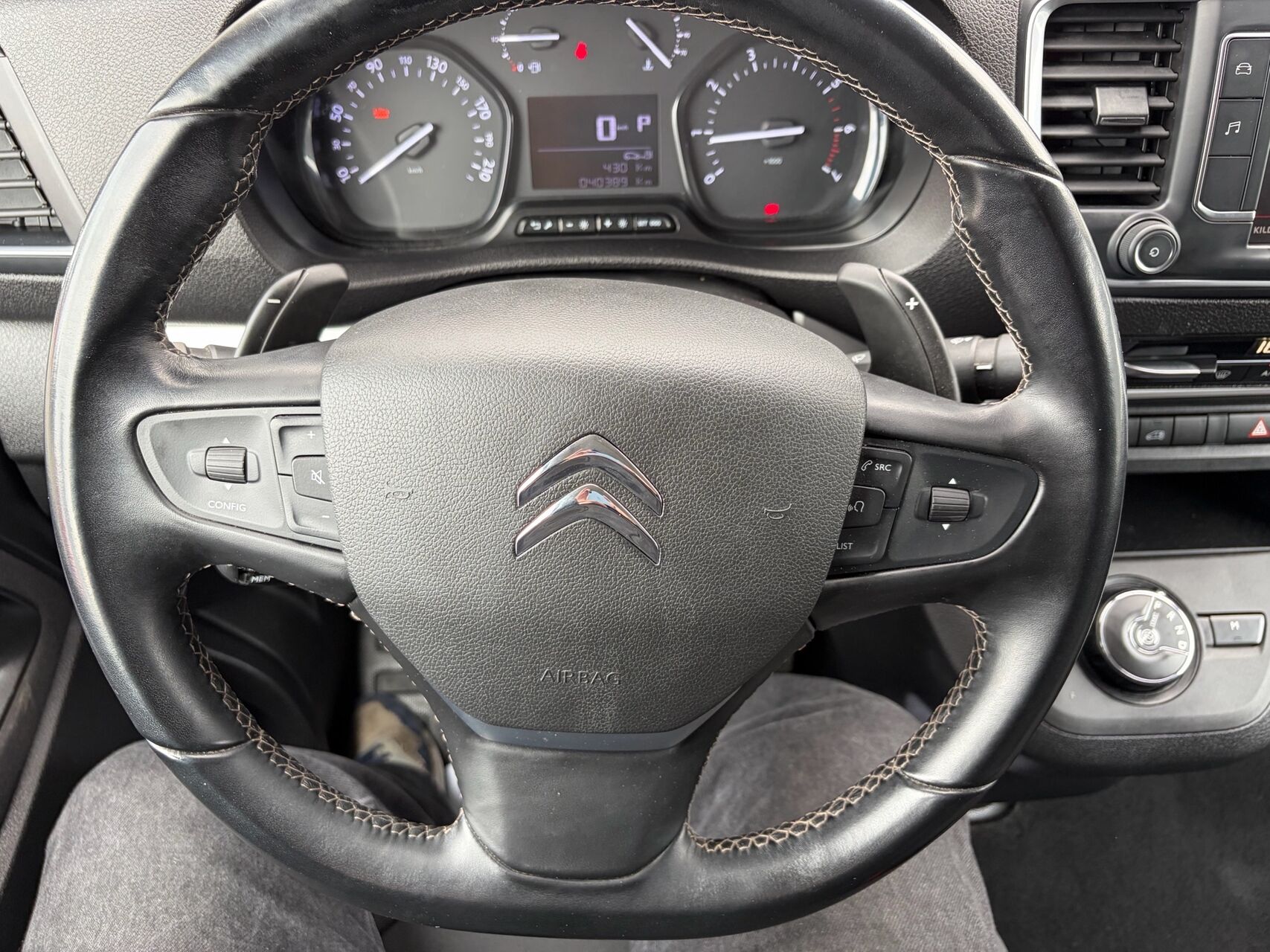 Billede af Citroën Jumpy L3 2,0 Blue HDi Masterline EAT8 145HK Van 8g Aut.