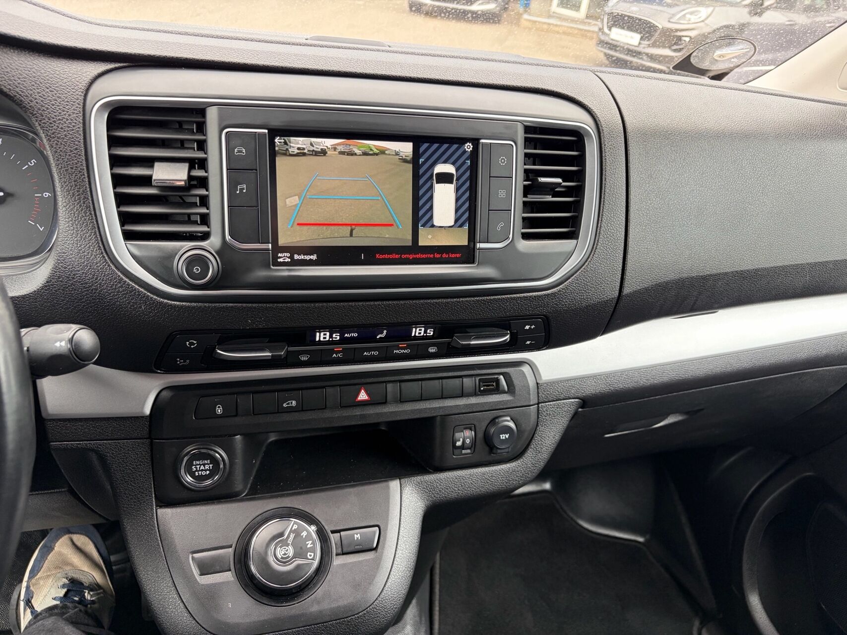 Billede af Citroën Jumpy L3 2,0 Blue HDi Masterline EAT8 145HK Van 8g Aut.