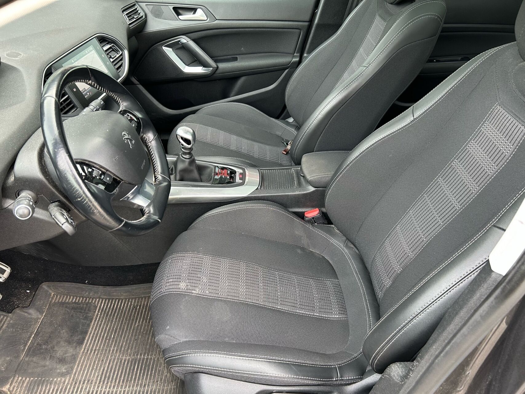 Billede af Peugeot 308 SW 1,2 PureTech Selection Sky 130HK Stc 6g