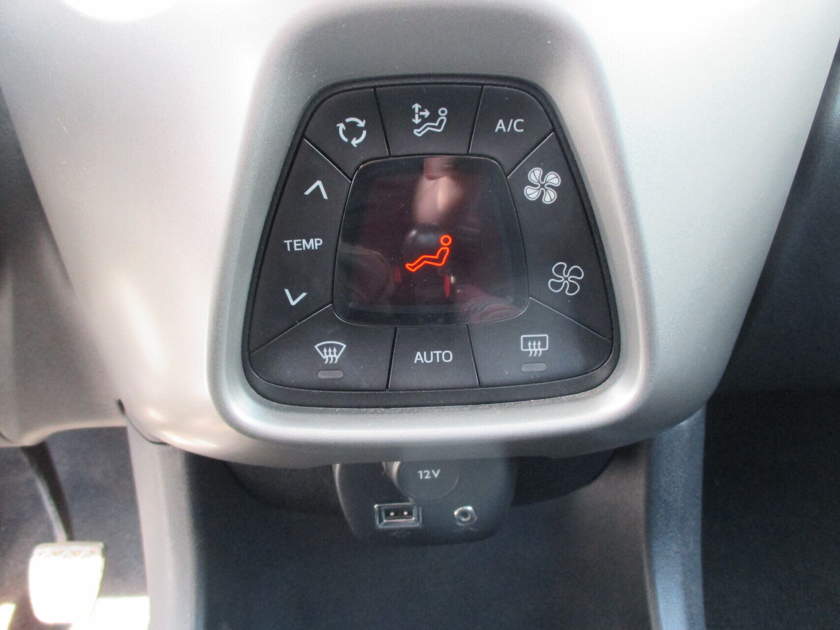 Billede af Citroën C1 1,2 PureTech Feel Complet 82HK 5d