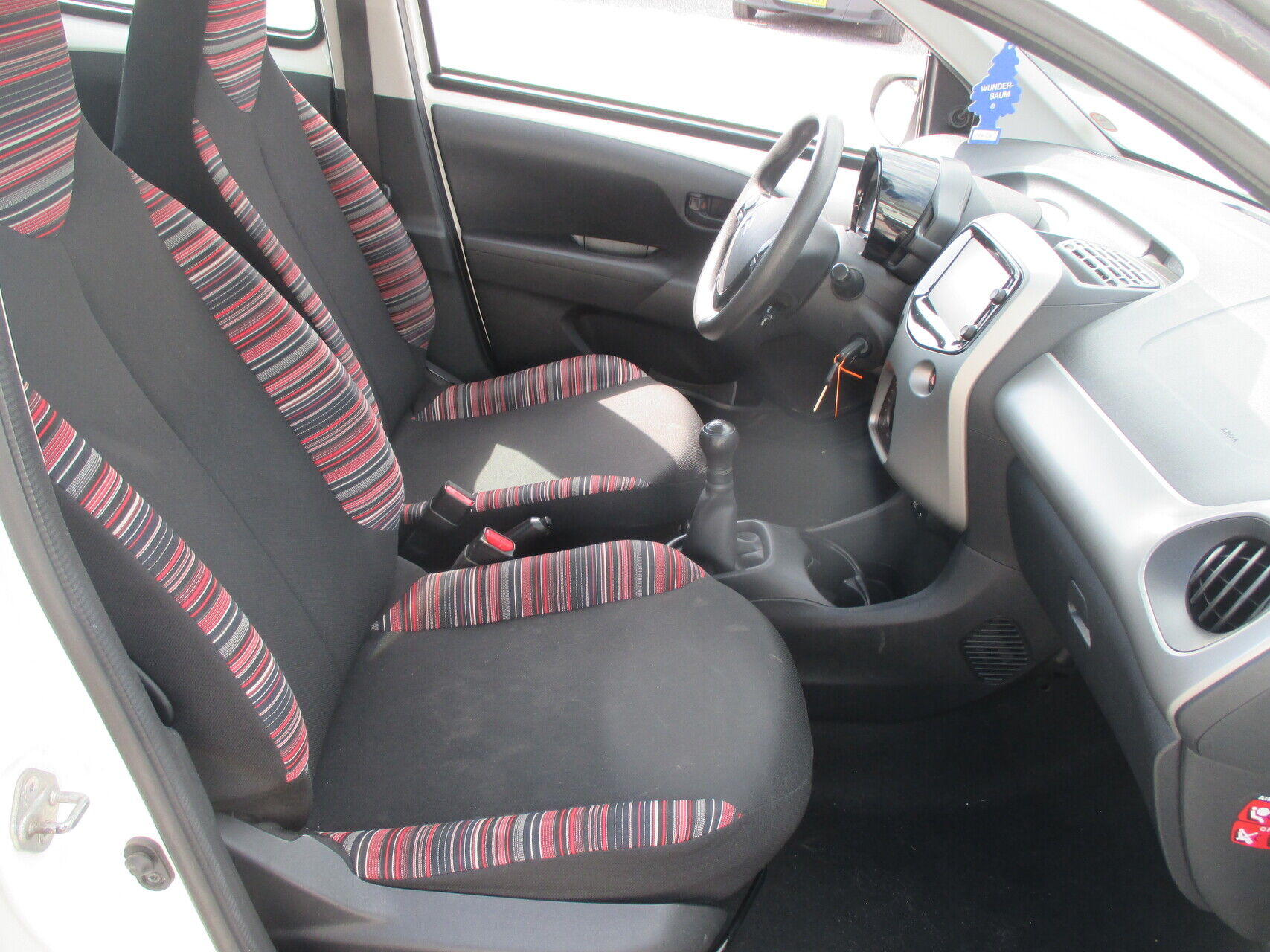 Billede af Citroën C1 1,2 PureTech Feel Complet 82HK 5d