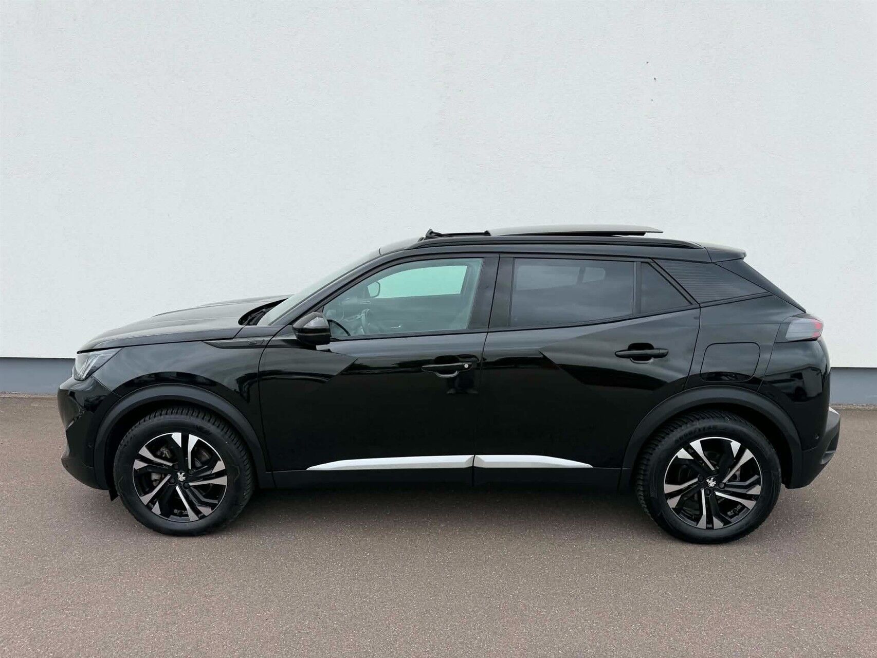Billede af Peugeot e-2008 EL GT 136HK 5d Aut.