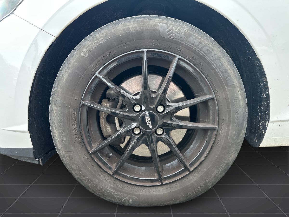 Billede af Hyundai i20 1,0 T-GDI Essential Komfort DCT 100HK 5d 7g Aut.