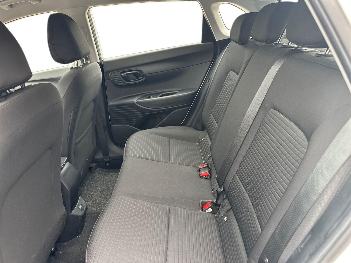 Billede af Hyundai i20 1,0 T-GDI Essential Komfort DCT 100HK 5d 7g Aut.