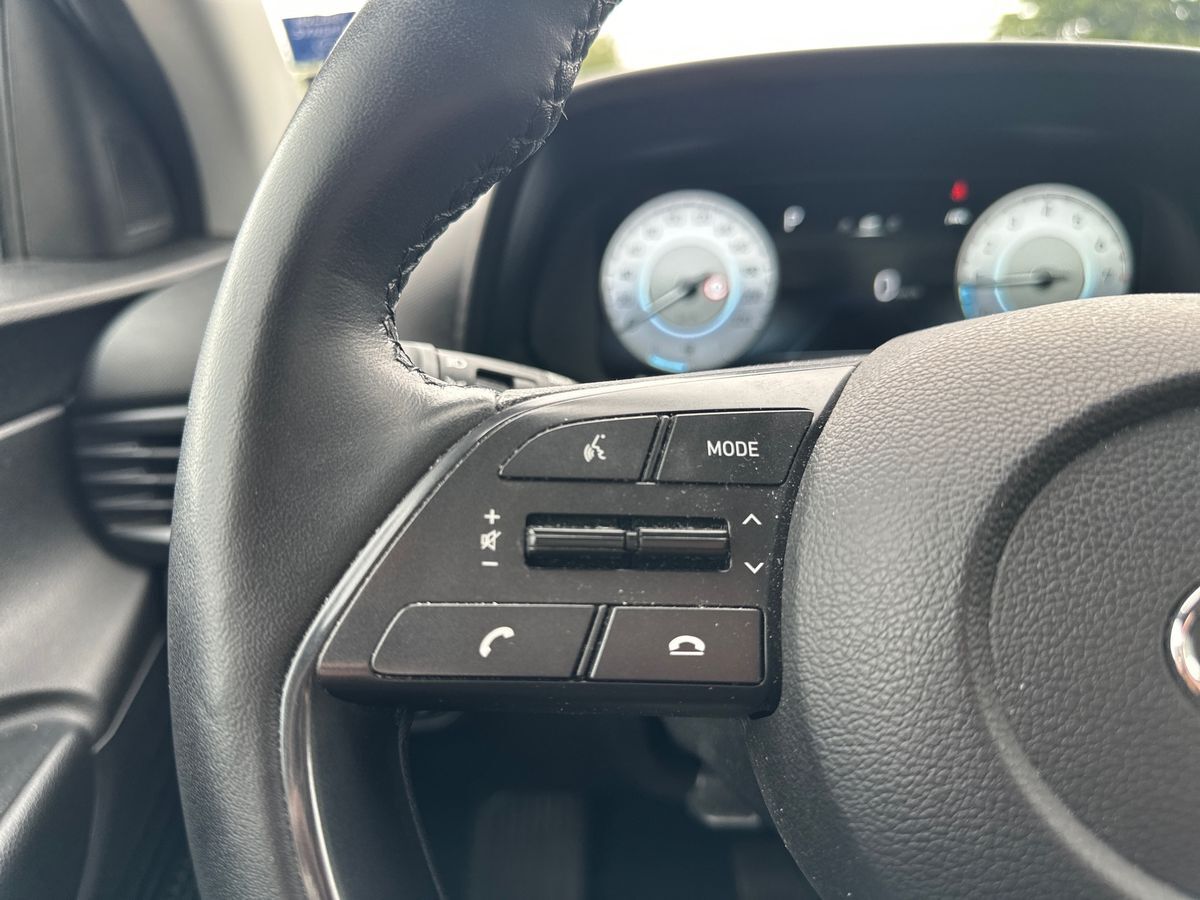 Billede af Hyundai i20 1,0 T-GDI Essential Komfort DCT 100HK 5d 7g Aut.