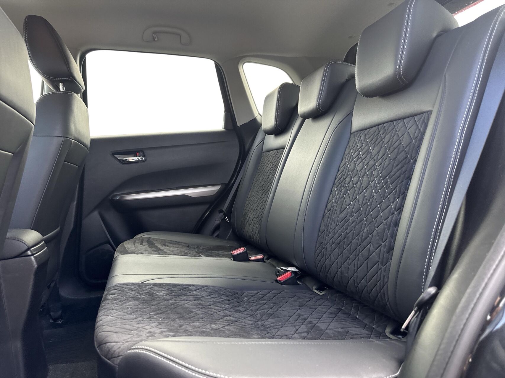 Billede af Suzuki Vitara 1,5 Hybrid Exclusive 4WD AGS 102HK 5d 6g Aut.