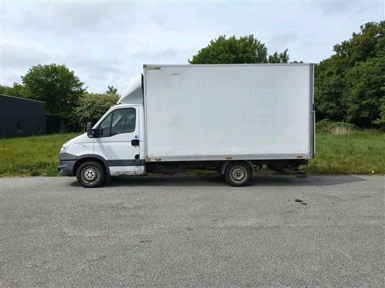 Iveco Daily 35C13 3450mm 2,3 D 126HK Ladv./Chas.