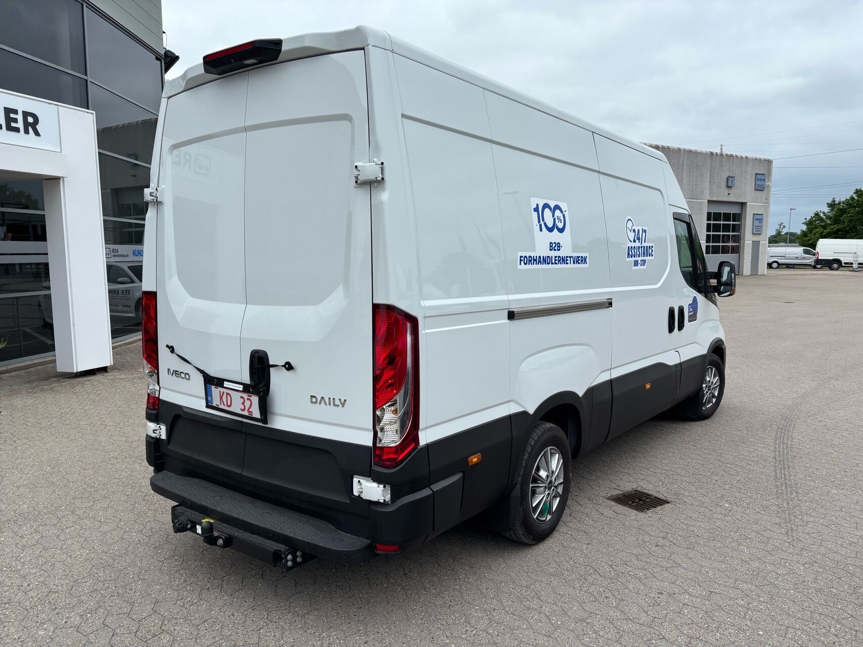 Billede af Iveco Daily 35S18 12m3 3,0 D 180HK Van 8g Aut.