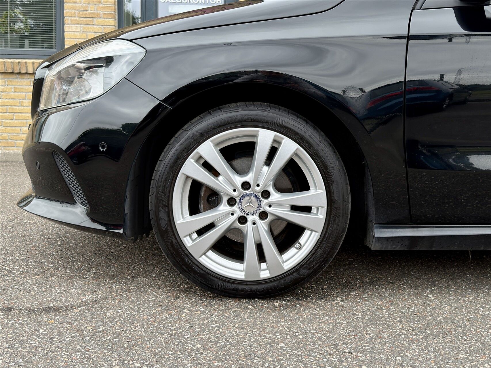 Billede af Mercedes-Benz A180 d 1,5 CDI Urban 7G-DCT 109HK 5d 7g Aut.