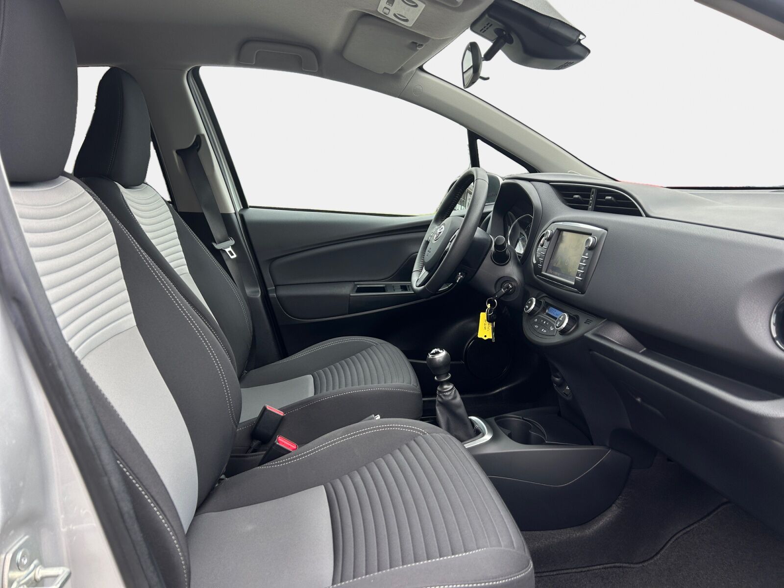 Billede af Toyota Yaris 1,5 VVT-I T2 Premium 111HK 5d 6g