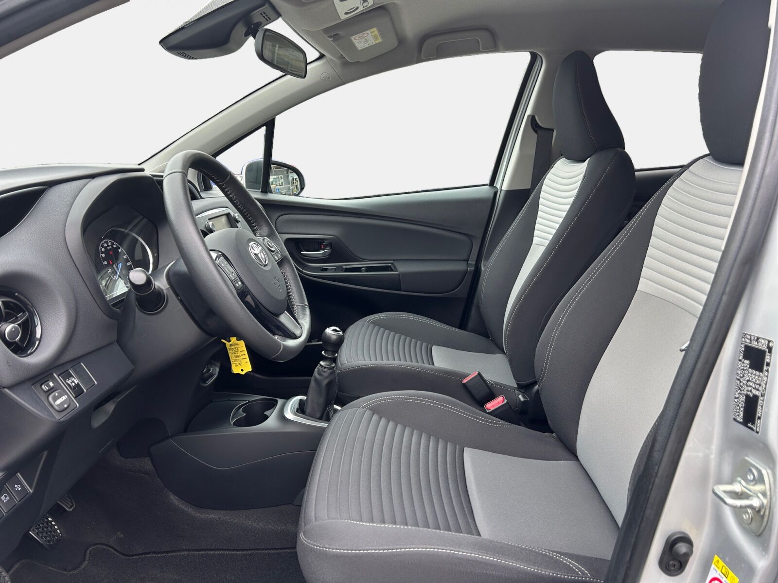 Billede af Toyota Yaris 1,5 VVT-I T2 Premium 111HK 5d 6g