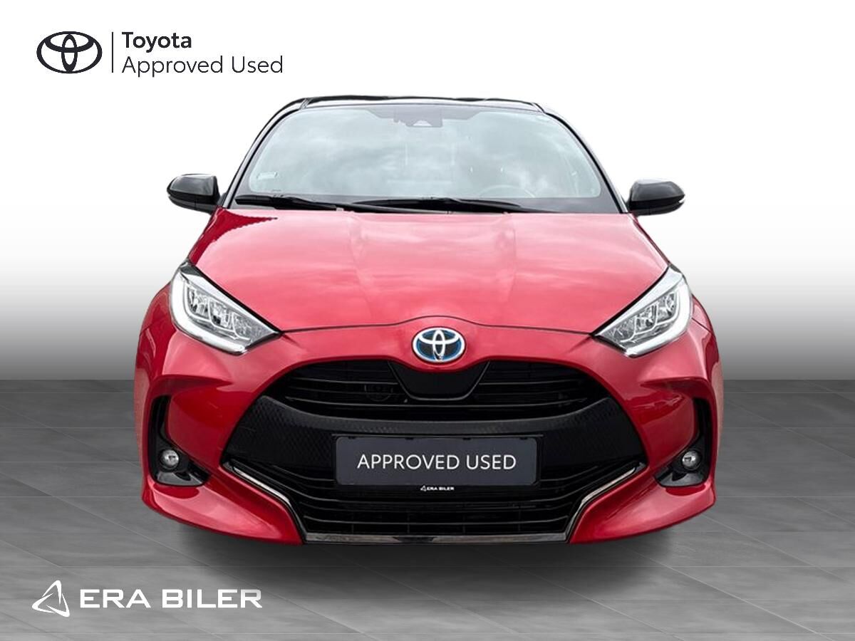 Billede af Toyota Yaris 1,5 Hybrid Style Bi-tone 116HK 5d Trinl. Gear
