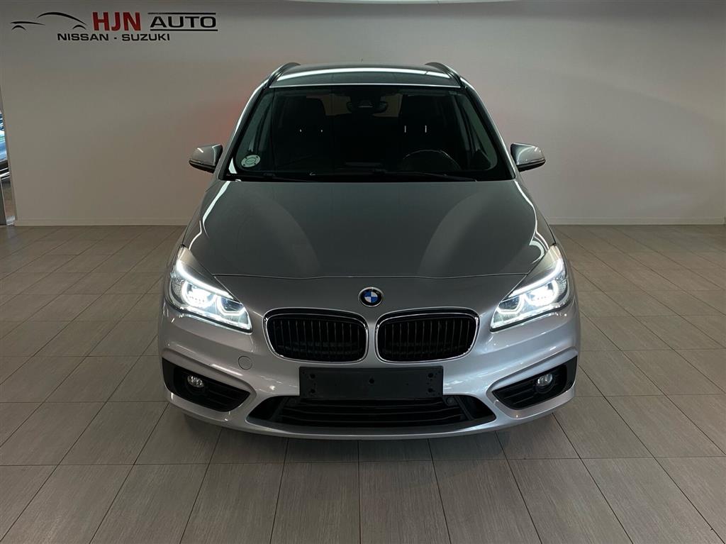 BMW 220d Gran Tourer 2,0 D Advantage Steptronic 190HK 8g Aut.