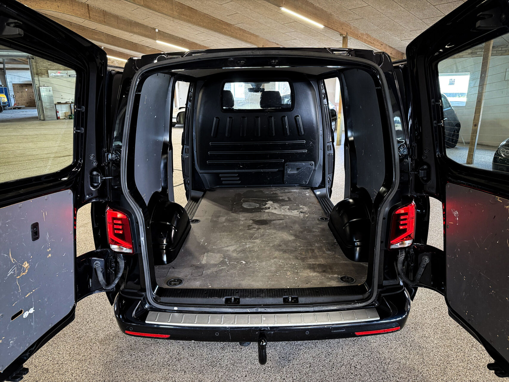 Billede af VW Transporter Kort 2,0 TDI BMT 4Motion DSG 199HK Van 7g Aut.